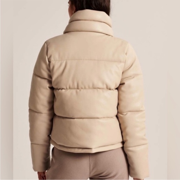Abercrombie & Fitch Light Tan Vegan Leather Mini Puffer Jacket - Picture 3 of 12